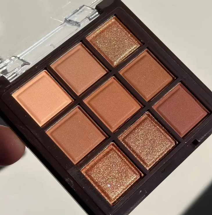 Palette D'ombres À Paupières Chocolat 9 Couleurs Avec Style Tons Terreux Pour Un Maquillage Naturel