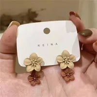 Boucle En Aliage Forme De Fleur